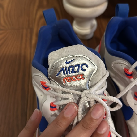 Nike Air270 - Picture 2 of 5